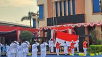 Dok. Pengibaran Bendera Merah Putih di Depan Halaman Kecamatan Karawaci. 